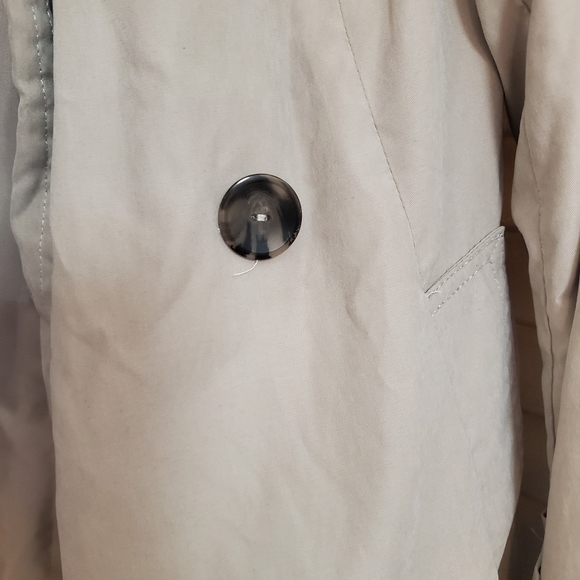 Spring trench coat by French Connection - Picture 12 of 16